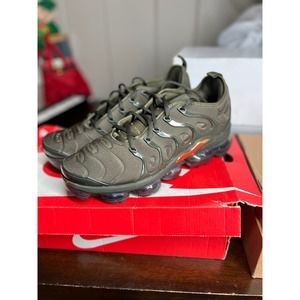 Nike Air Vapormax Plus 924453-300 Green Men's Shoes Size 11
